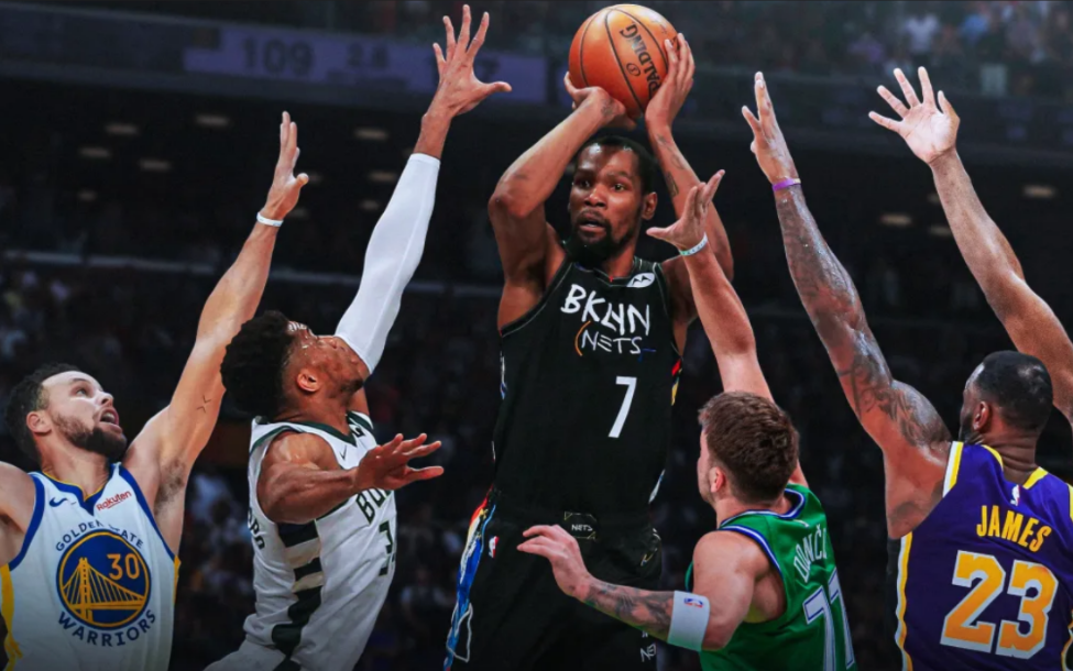 今夜NBA季后赛传出新动向；上海海港迎来里程碑；管理层表态：态度坚定；数据趋势出现新变化